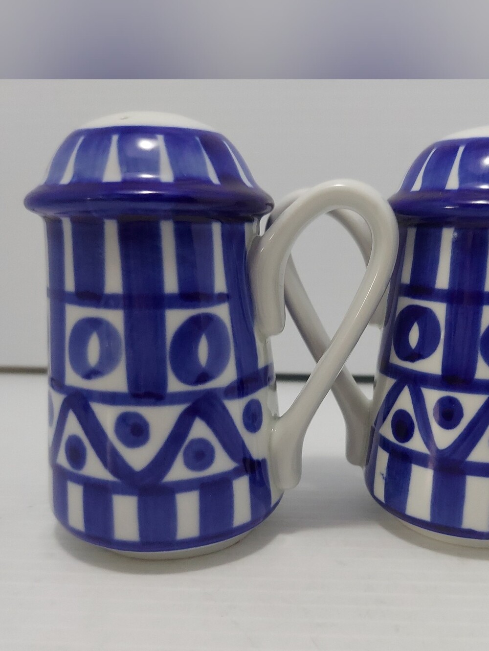Dansk Arabesque Salt and pepper shakers Stove Top 4.5 Inches tall